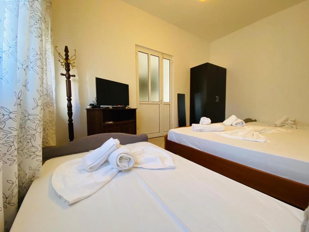 Hercules House Hotel Saranda Kültér fotó
