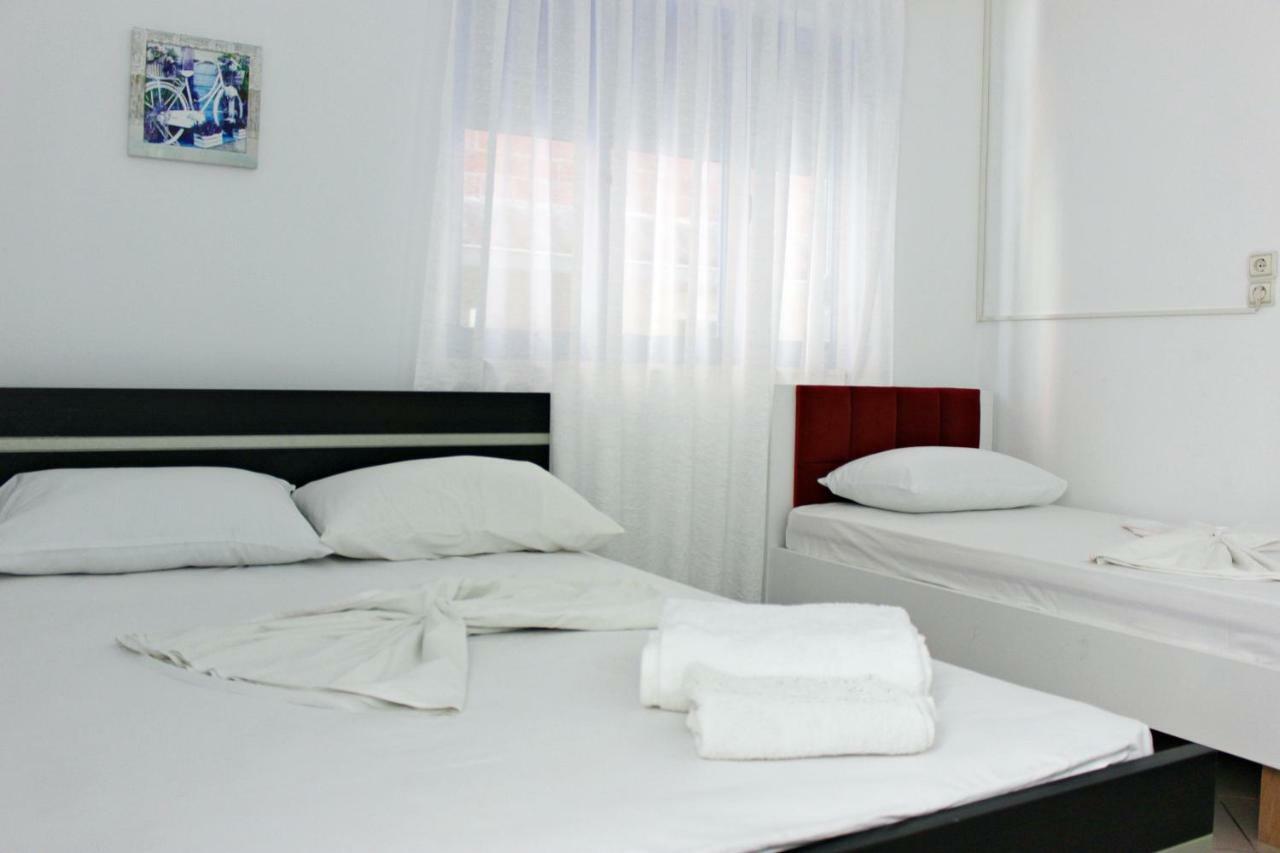 Hercules House Hotel Saranda Kültér fotó
